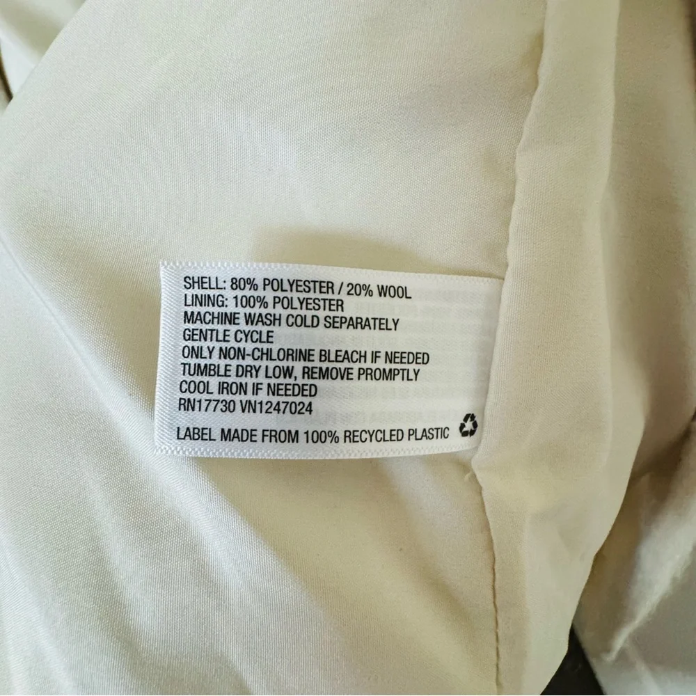 Universal Thread White Shacket Size M